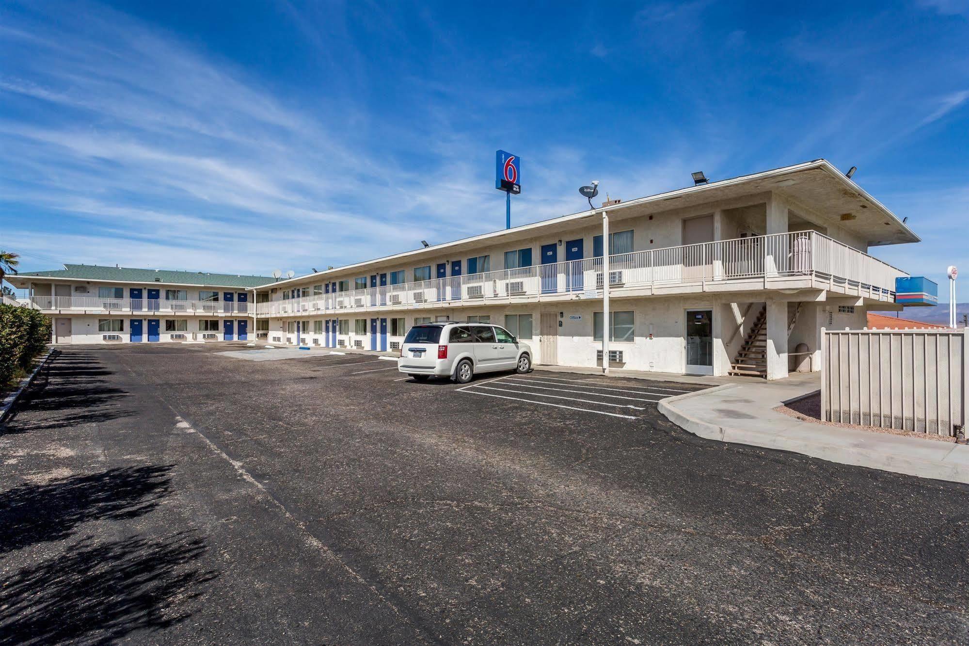 Motel 6-Needles, Ca Екстериор снимка